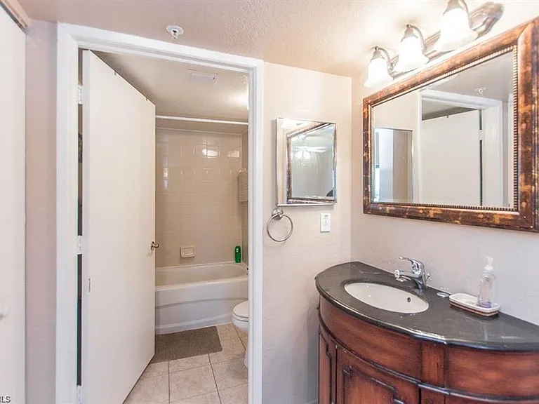 8215 Ibis Club Dr #102 — Photo 13
