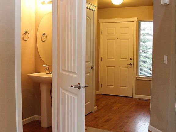 5th image of 1412 Grindstone Dr SE