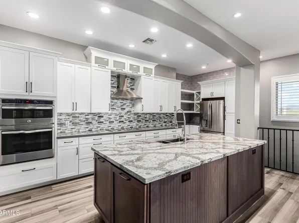 42424 N GAVILAN PEAK Parkway #24206, Anthem, AZ 85086