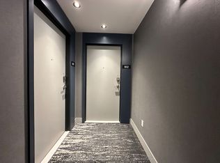 50 Upper Mall Way #B802, Vaughan, ON L4J 0L8
