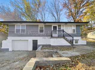 16007 E 35th St S, Independence, MO 64055