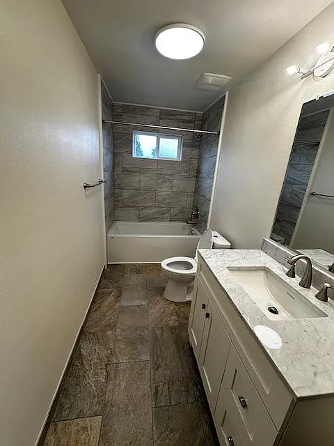 3 bed, 1.5 bath, 1200 sqft, $1,825 — Photo 4