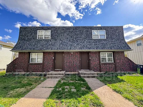 219 N Oak Dr #A Photo 1 219 N Oak Dr #A Photo 1