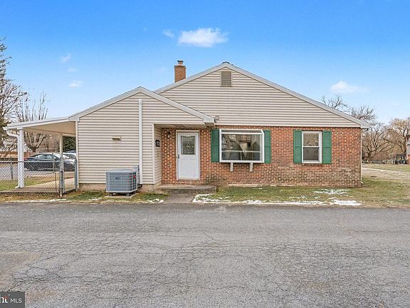 2nd image of 7131 Salem Park Cir