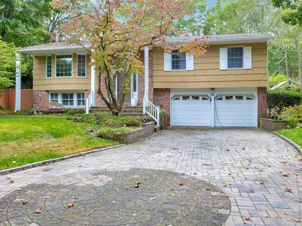 66 Gannet Drive, Commack, NY 11725