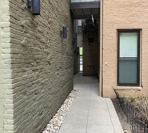 2nd image of 1207 Vine St Unit F