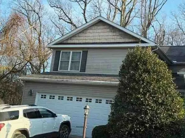 16 Kaylan Dr, Morgantown, WV 26508