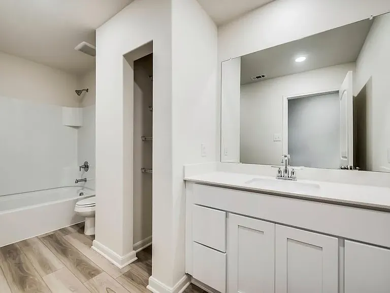 1224 Parker Dr — Photo 11