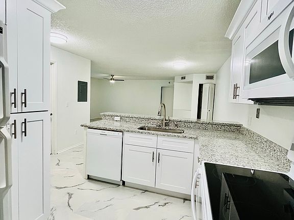 Recently remodel kitchen and appliances