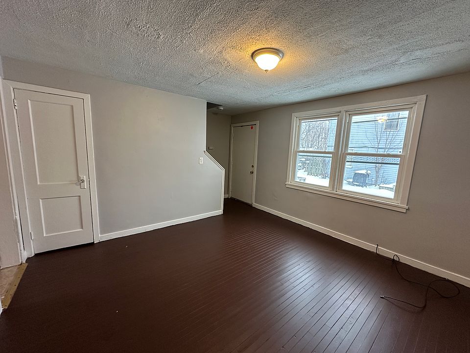 1st image of 76 Bellah Pl #76