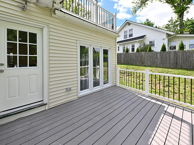 190 Madison Ave #1 — Photo 15