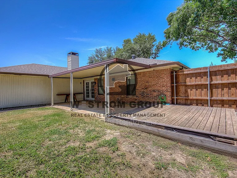 1642 Belltower Dr — Photo 34