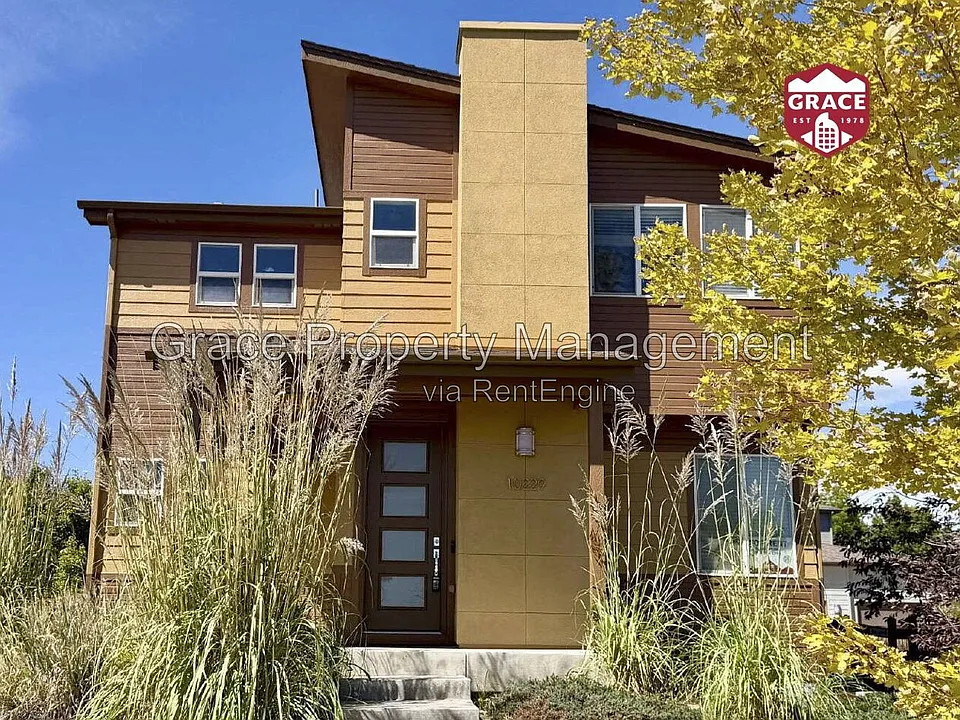 10229 Southlawn Cir