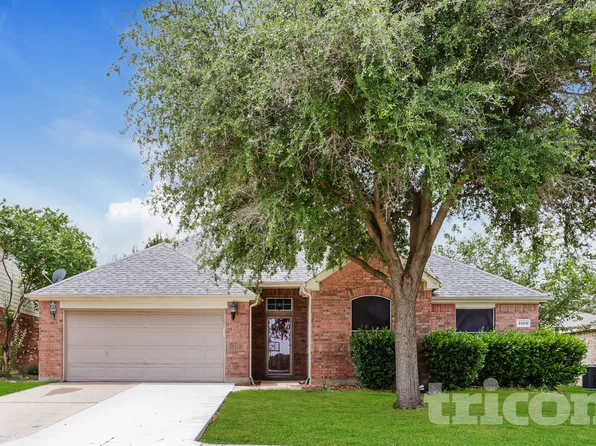 3205 Silver Point Ct, Mansfield, TX 76063