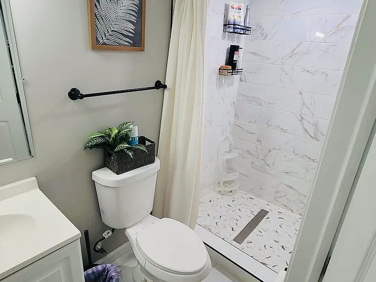 7727 Charlesmont Rd — Photo 2