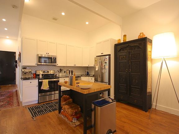 3rd image of 393 Rogers Ave #1