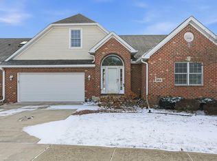 964 Ryan Ct, Crown Point, IN 46307
