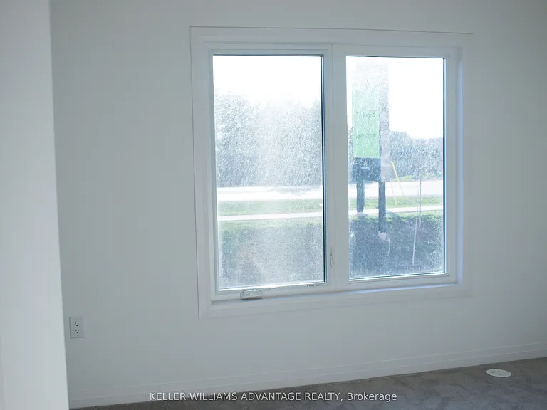 44 Totten Trl — Photo 8