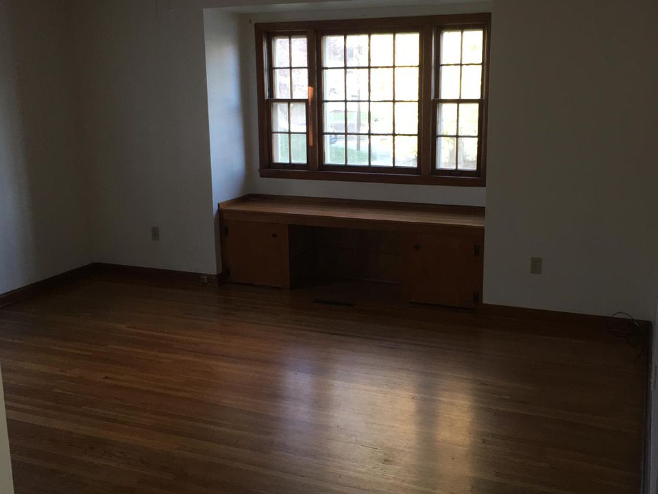 1st image of 2325 1/2 Liberty St