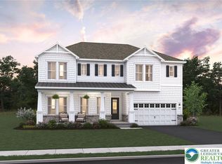 5773 Lawrence St E, Allen Township, PA 18017