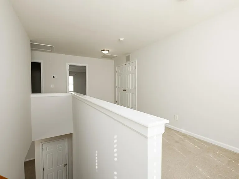 5203 Helsley Ct — Photo 8
