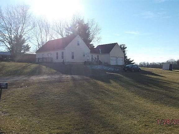 2nd image of 218 Gasser Ln