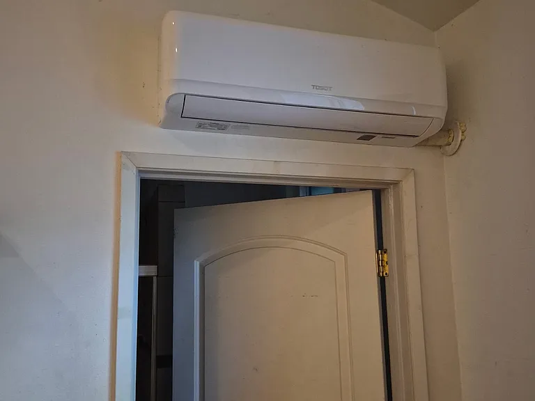 171 Laurel Ave — Photo 1