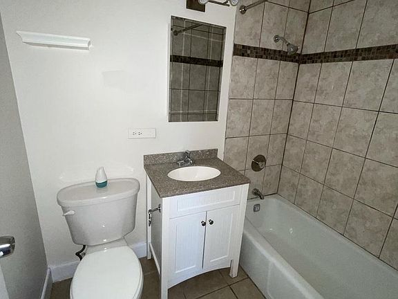 5th image of 4300 W Ford City Dr APT 302