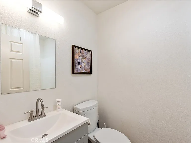 450 E 4th St #416 — Photo 10