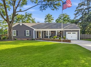 308 Cotton Mill Ct, Chesapeake, VA 23323