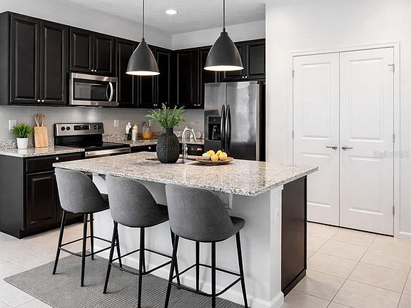 5th image of 213 Trinity Ridge Cir