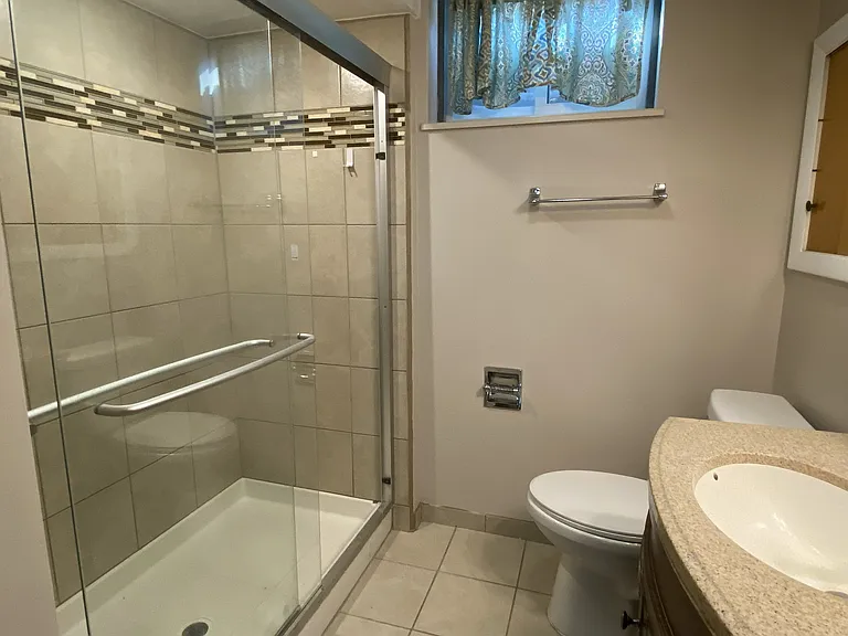 Bathroom, Basement