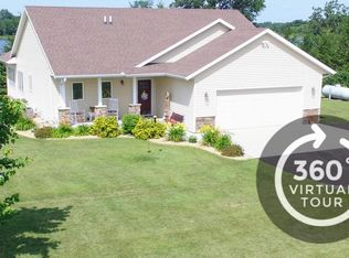 3978 Fahlun Ln, Nelson, MN 56355