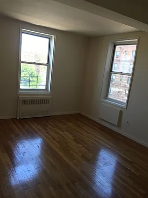 Rented by Realty Nerd | media 9