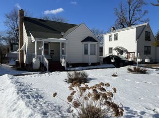 2304 S 9th Ave, Broadview, IL 60155