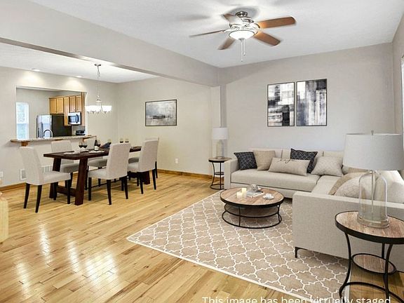 4th image of 63 Dolaron Ln