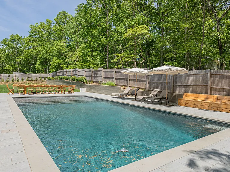 10 Hunters Ln — Photo 10