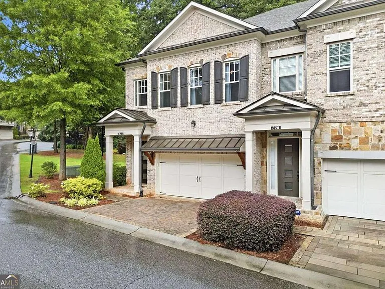 826 Canterbury Overlook — Photo 33