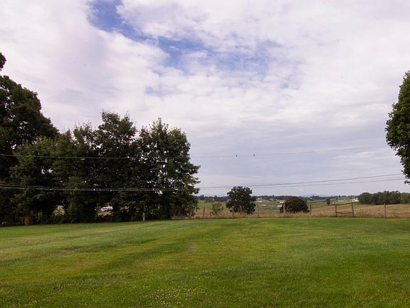 4th image of 139 Enderley Ln