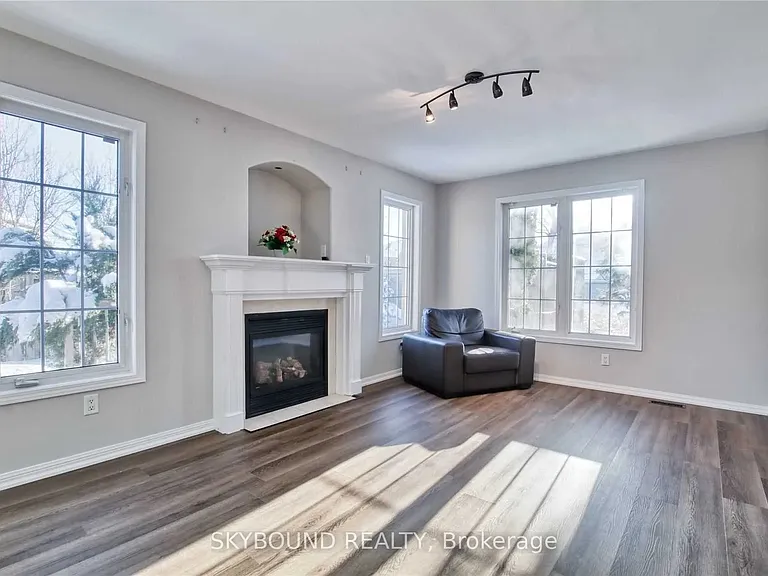 1 Springhurst Ave — Photo 14