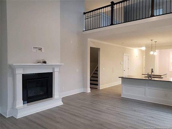 3rd image of 1525 Creekwood Lot 25