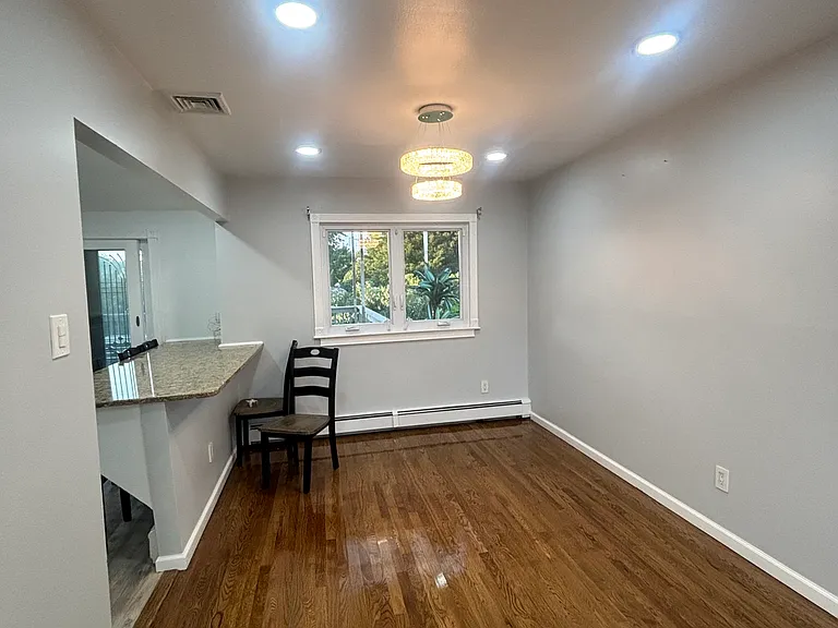 Hilton Ct — Photo 14