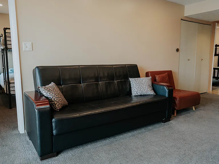 2000 Prospector Ave #414 — Photo 3