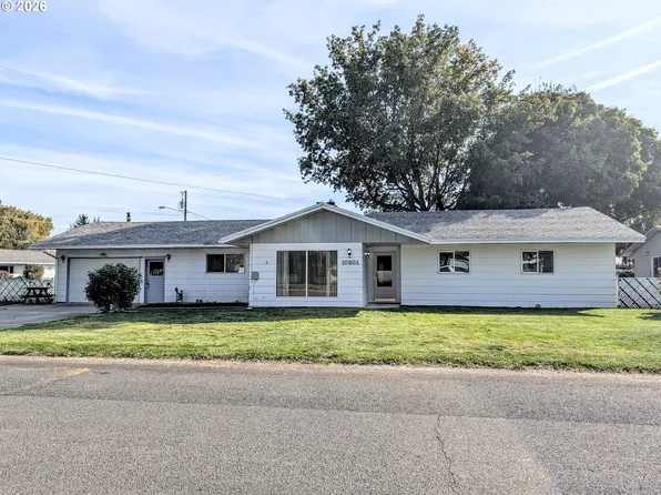 10301 Emily Dr, Island City, OR 97850