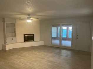 11425 Surrey Hills Blvd, Yukon, OK 73099