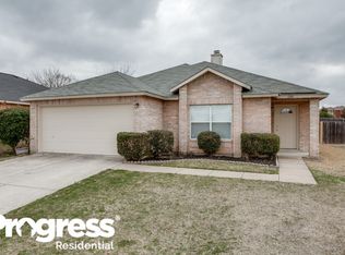 1201 Pettigrew Ct, Cedar Hill, TX 75104
