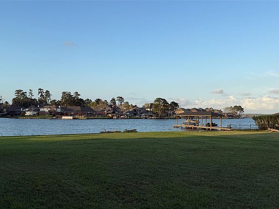 5th image of 18821 Aquatic Dr