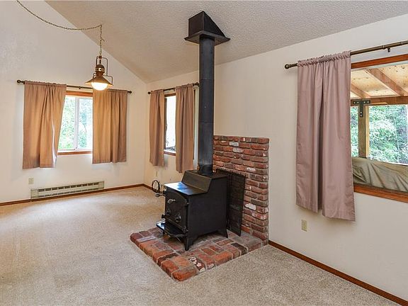 4th image of 3315 County Road 6