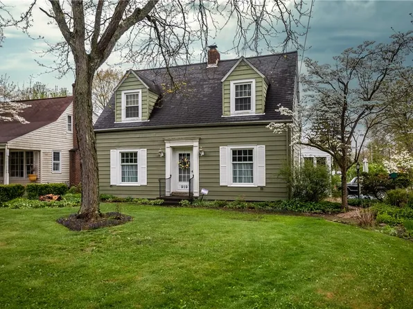 919 Forker Blvd, Sharon, PA 16146