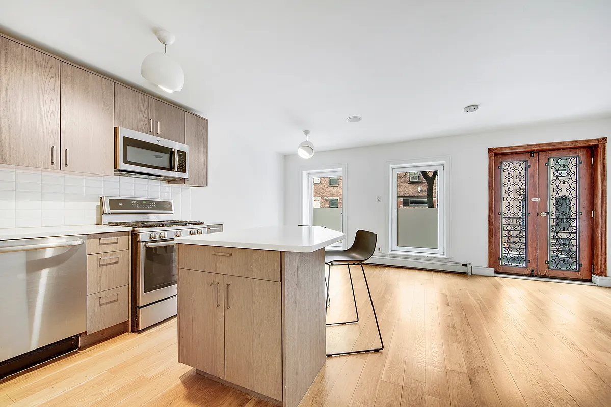 213 Ashland Place #2 in Fort Greene, Brooklyn | StreetEasy